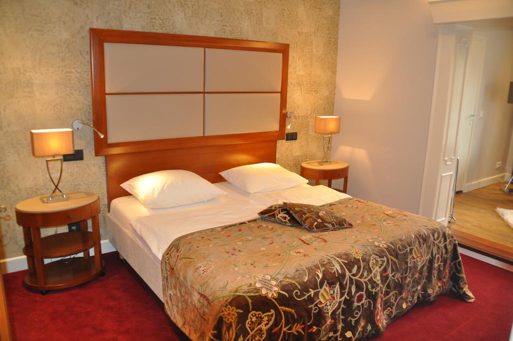 Junior Suite,653842926:JPEG