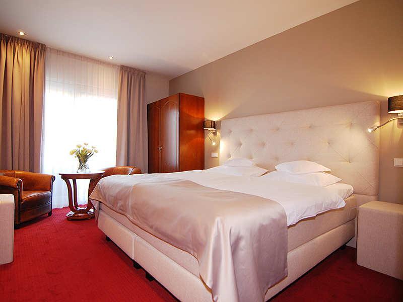 Standard Double Room,653846448:JPEG
